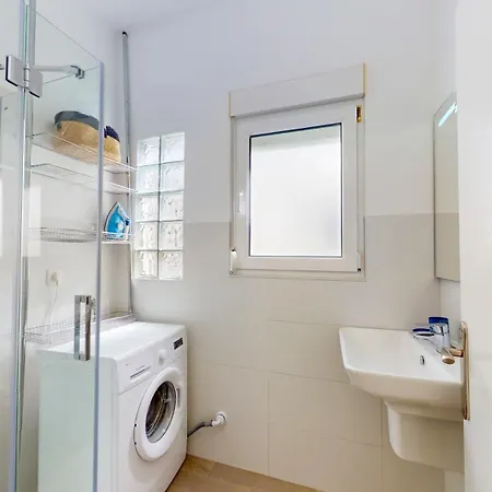 Asun En Denia, Ideal Grupos De Hasta 6 Personas En El Centro De La Ciudad By Family Homes Apartment *